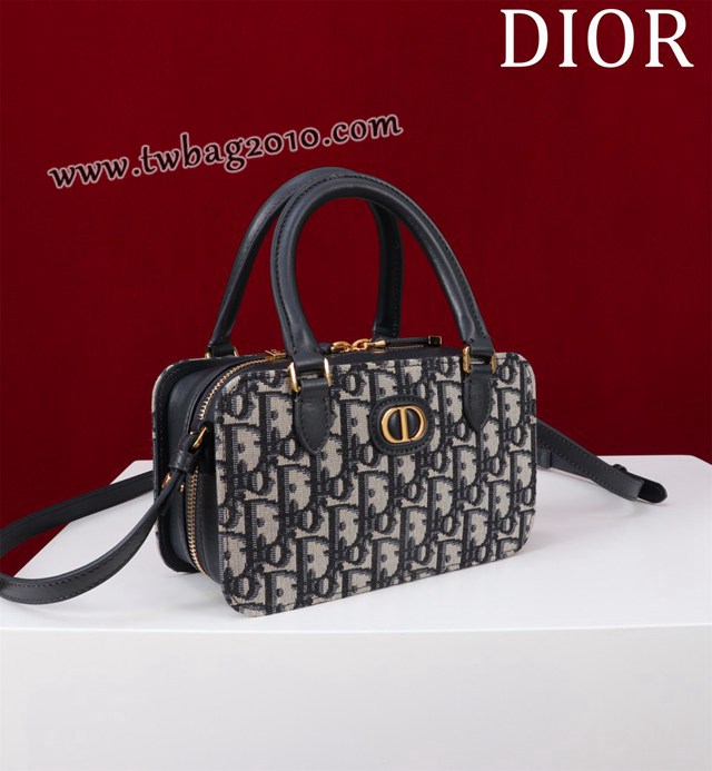 Dior专柜2024新款迪奥高仿原单迷你小方包蒙田30系列迷你医生包 djfk1480